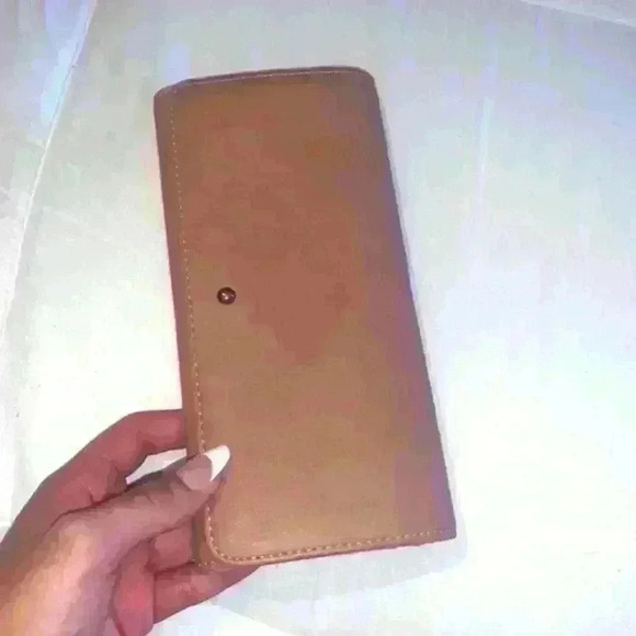 Universal thread wallet - Picture 1 of 4
